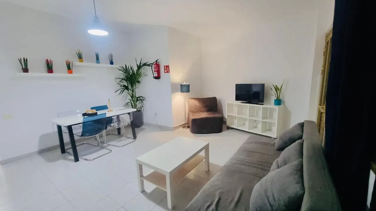 Apartamentos Azayara Frontera Apartment
